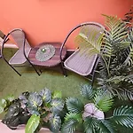 דירה Center *