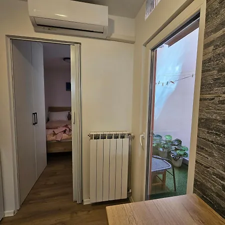 Center Apartman *